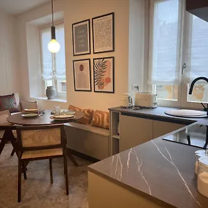 apartment-nicole.it-lombardy.com/